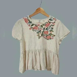 World Market Tan Linen Look Peplum Top w/ Embroidered Flowers Size Small/ Medium